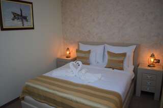 Отель Hotel Helada Тиват Стандартный двухместный номер с 1 кроватью или 2 отдельными кроватями-3