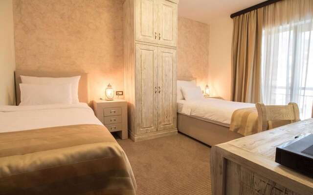 Отель Hotel Helada Тиват-13