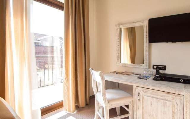 Отель Hotel Helada Тиват-9